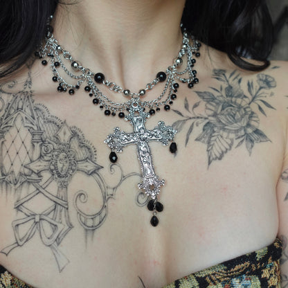 Collier « Latvia » (noir)