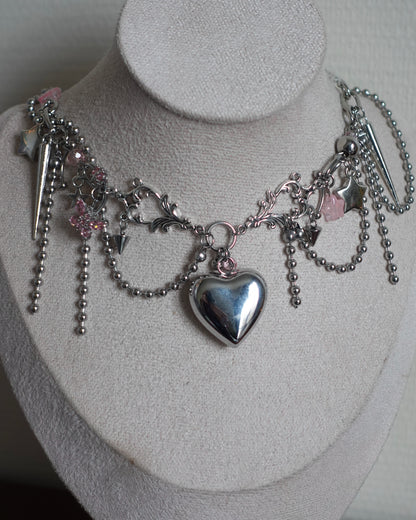 Collier « Vierge »