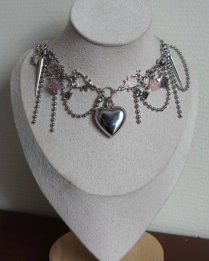 Collier « Vierge »