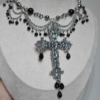 Collier « Latvia » (noir)