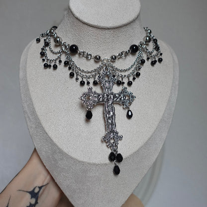 Collier « Latvia » (noir)