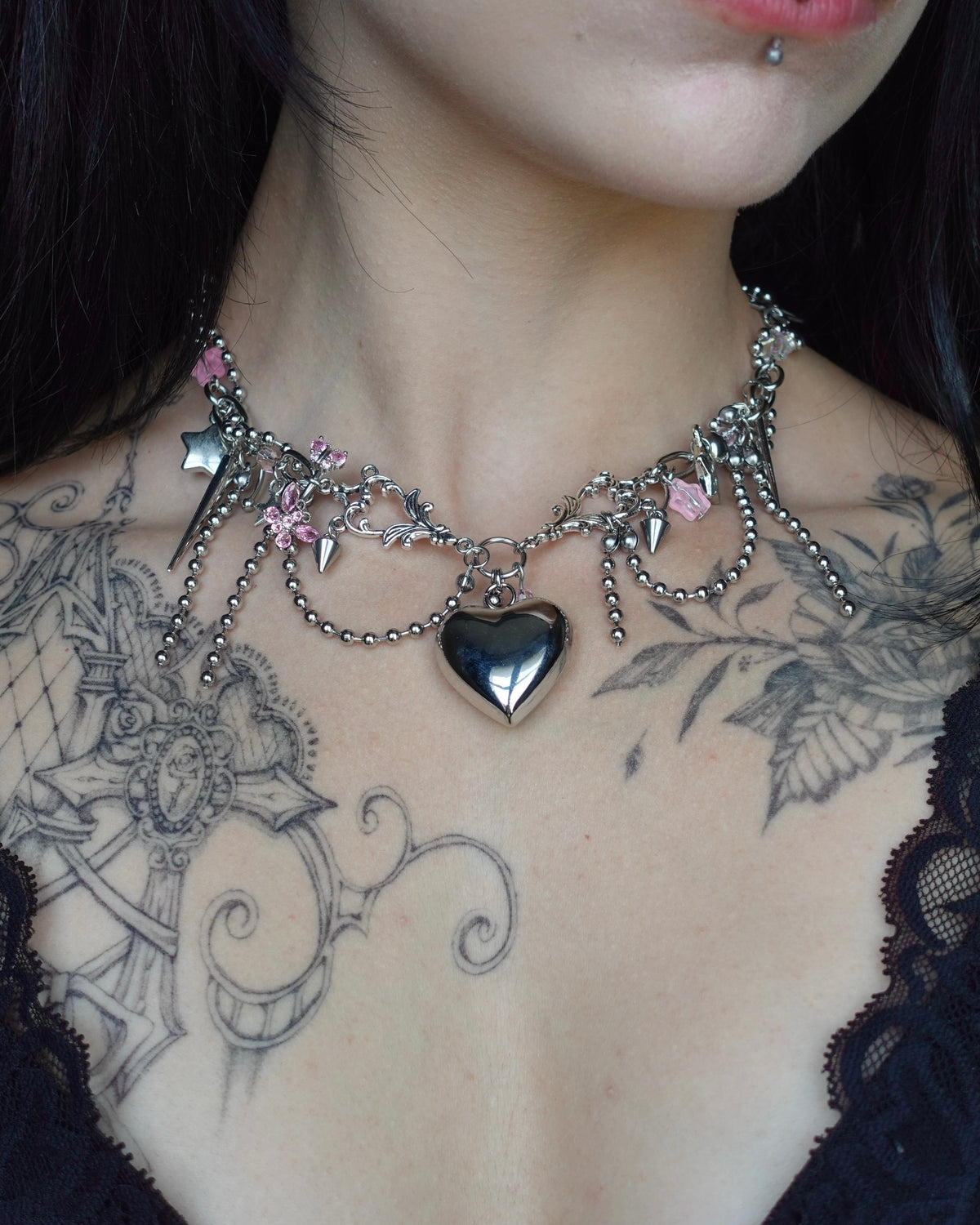 Collier « Vierge »