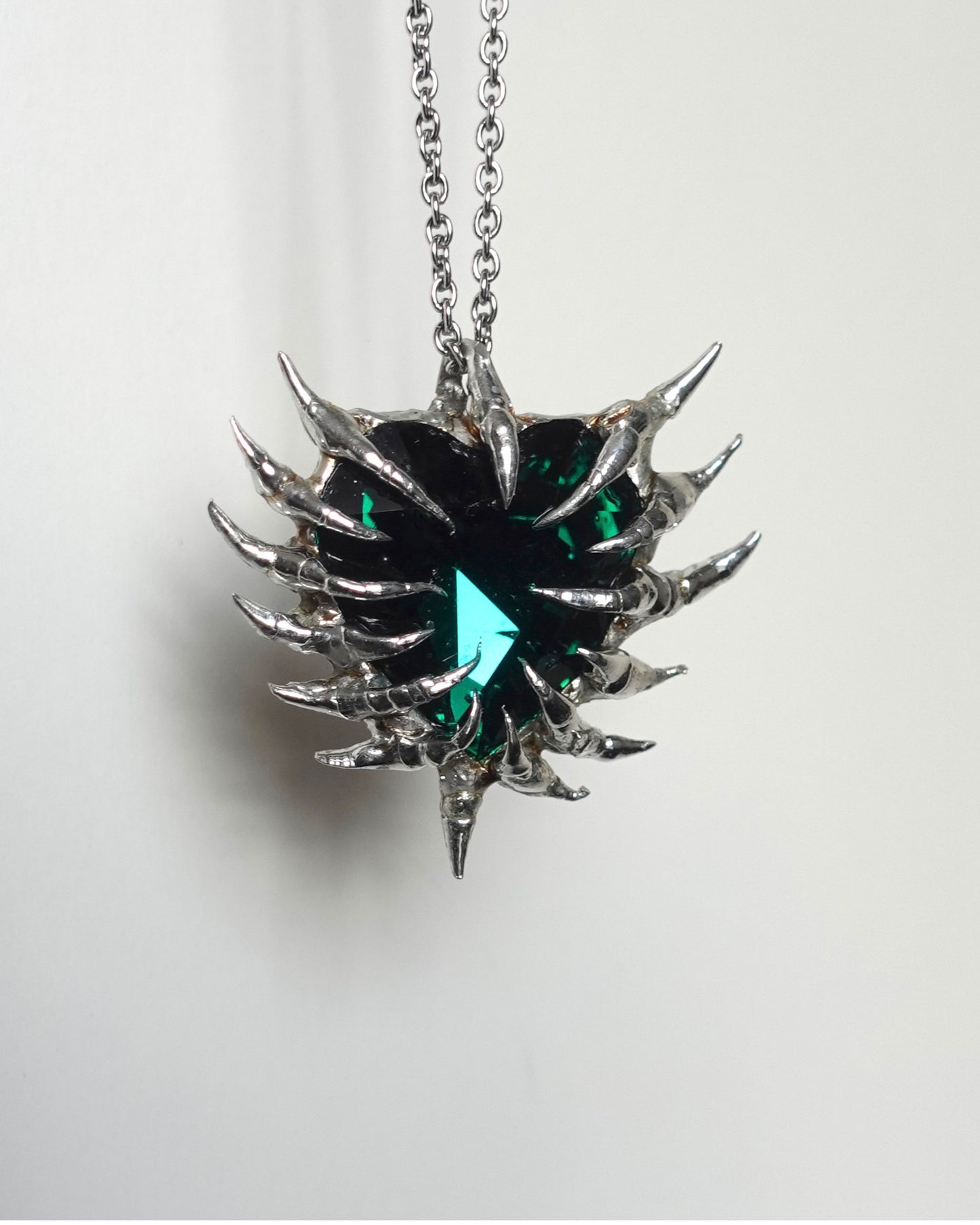 Pendentif fait main « Sacred Aquarius »